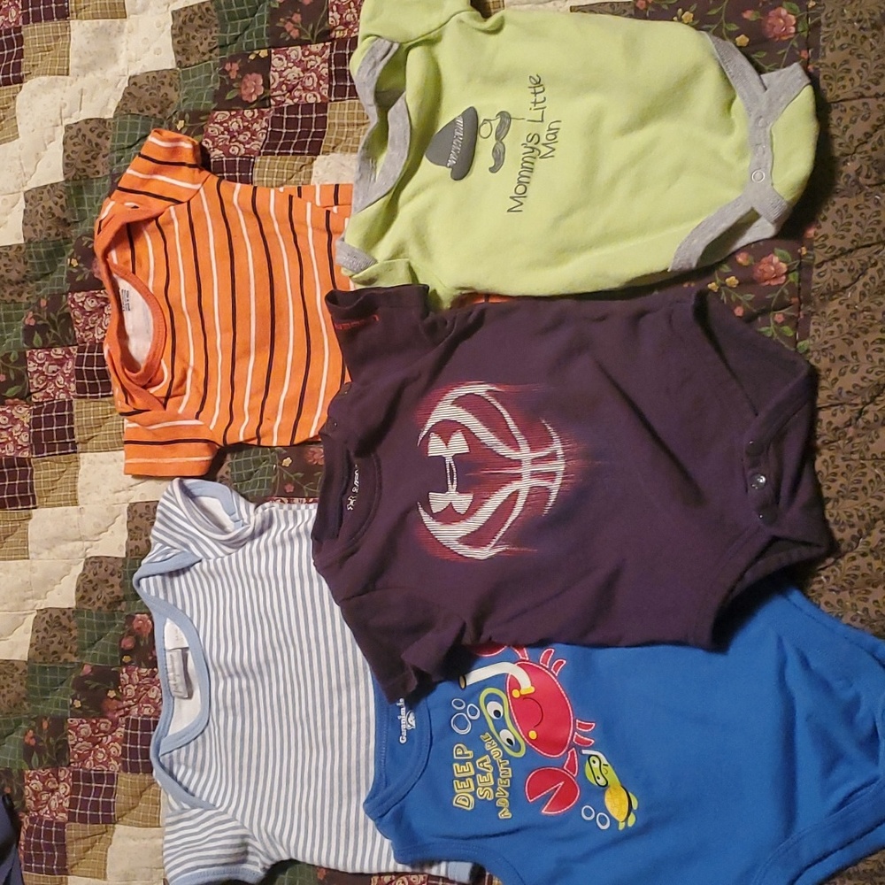 3-6M Mistmatch Onesies